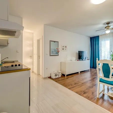 Apartament Zara